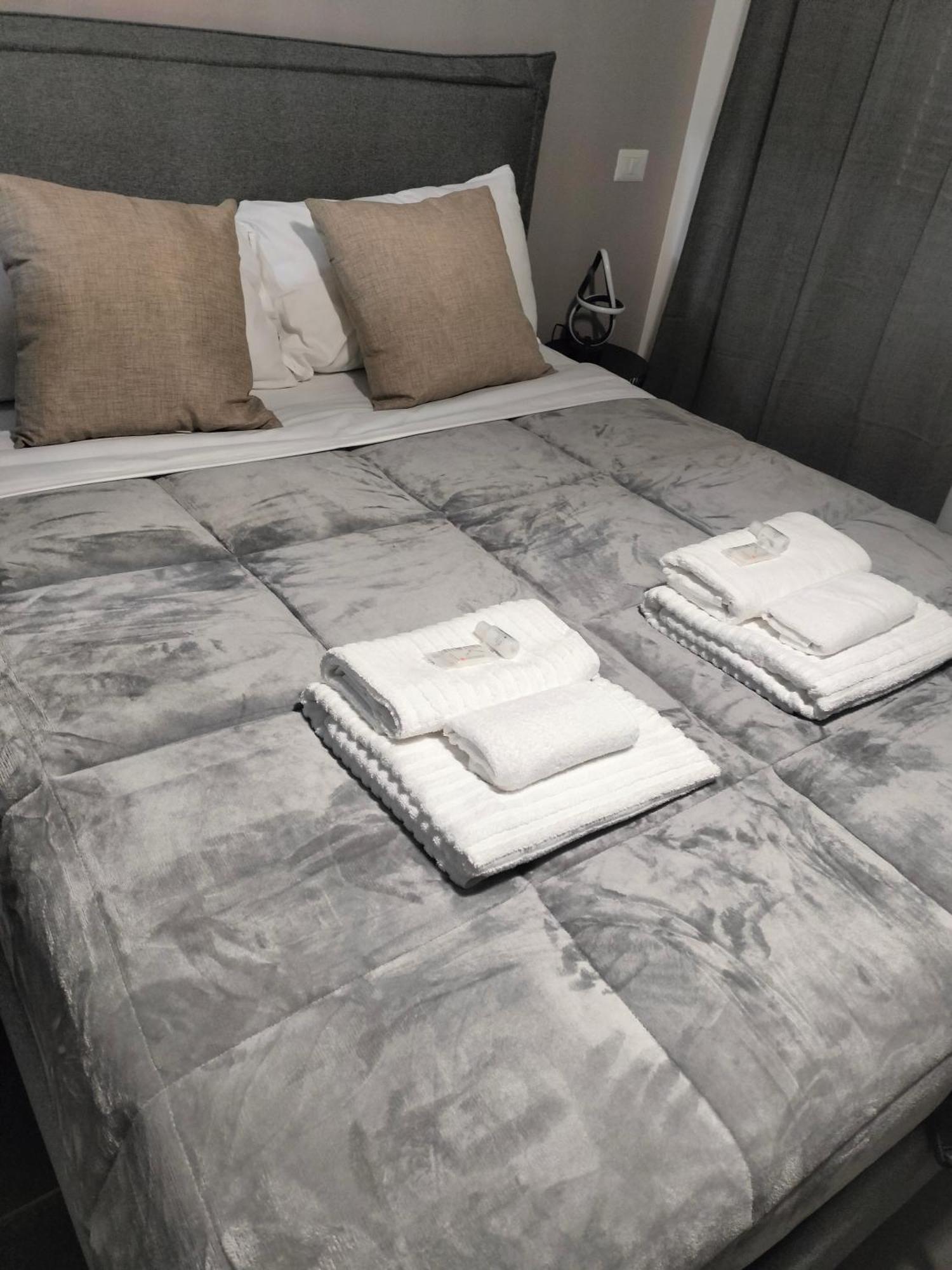 רומא Azzurra Guest House Vaticano מראה חיצוני תמונה